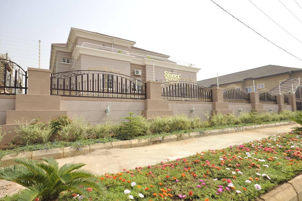 Sheer Luxury Apartments And Suites Abuja Exterior photo