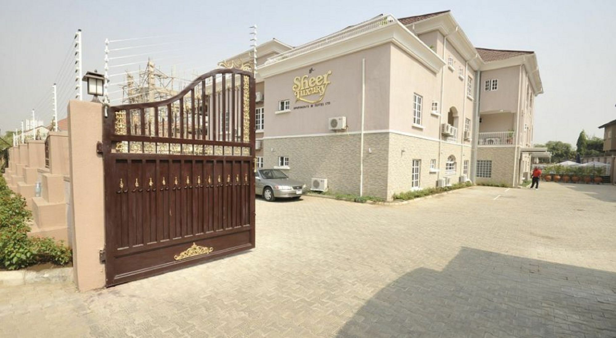 Sheer Luxury Apartments And Suites Abuja Exterior photo