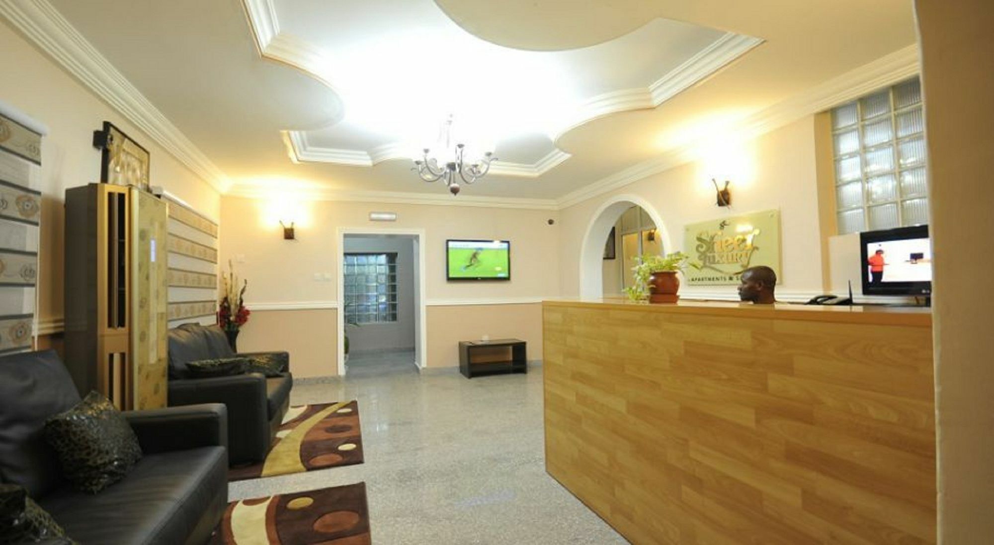 Sheer Luxury Apartments And Suites Abuja Exterior photo